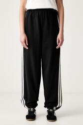 adidas pantaloni de trening pentru femei din bumbac 9BY2-SPDZSG_99X (KV9899)