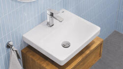 GROHE Euro Ceramic 55 fali mosdó csaplyukkal, túlfolyó nélkül és antibakteriális felülettel, alpin fehér 102433SH00 (102433SH00)