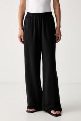 adidas Originals pantaloni de trening pentru femei din bumbac Essentials 9BY2-SPDZPY_99X (KR9177)
