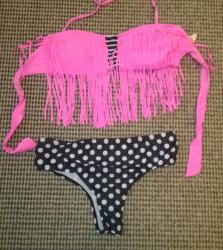  Bikini, rojtos, pöttyös alsó M/L