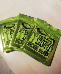 Ernie Ball Nickel Wound Regular Slinky 10-46 3-as csomag