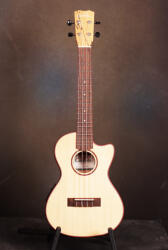 Cordoba 24T-CE tenor elektro-akusztikus ukulele