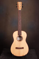 Cordoba 24B Baritone ukulele K&K Big Island hangszedővel