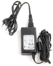 BOSS Roland PSB-230 EU DC 9V 2000 mA hálózati tápegység