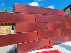 Lode LUNA - caramida klinker cu goluri, visiniu, 250x120x65 (LOD-11.791100L)
