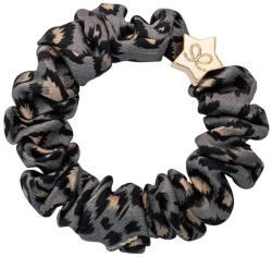 By Eloise London Gold Star Silk Scrunchie színes Grey Leopard
