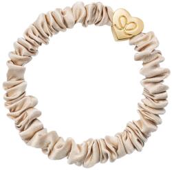 By Eloise London Gold Heart Skinny Silk Scrunchie culoare Sand