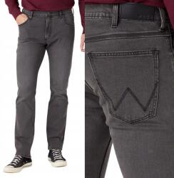 Wrangler nadrág Straight sötét Szürke farmer Regular W44 L32 (W10GOB115)
