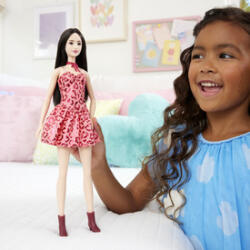 Mattel Prietene Barbie fashionista în rochie cu model de leopard roz (JJN59) Papusa