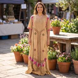 Ie traditionala Rochie Lunga Brodata Miuta 109