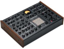 Erica Synths SYNTRX II (EU plug)