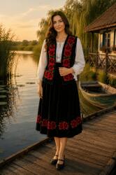Ie traditionala Costum Popular din catifea cu broderie traditionala Carmen 13