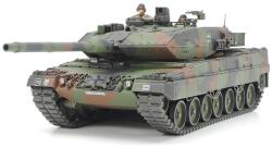 TAMIYA Model asamblabil Tamiya Militar: Tancuri - Tanc principal de luptă german Leopard 2 A6, 2 figurine (TAM35271)