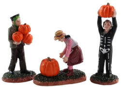  Lemax pumpkin pickers s/3 Spooky Town 2018
