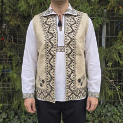 Ie Traditionala Vesta traditionala Lazar 28
