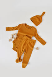 BabyCosy Set 3 piese: body cu maneca lunga, pantaloni lungi cu botosei si caciulita din bumbac organic si modal - Mustar, BabyCosy (Marime: 0-3 Luni)