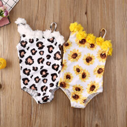 drool Costum de baie cu floricele atasate Drool (Culoare: Galben, Marime: 120)