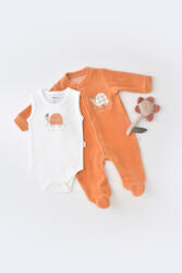 BabyCosy Set Broscuta cu salopeta si body din 80%bumbac organic si 20% poliester - Portocaliu, BabyCosy (Marime: 0-3 Luni)
