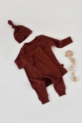 BabyCosy Set 3 piese: bluzita cu maneca lunga, pantaloni lungi si caciulita din bumbac organic si modal - Caramiziu BabyCosy (Marime: 6-9 luni)