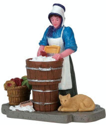 Lemax washerwoman Caddington Village 2017