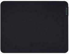 Razer Gigantus V2 Közepes puha gamer egérpad (RZ02-03330200-R3M1)