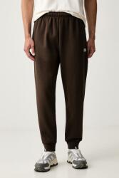 The North Face pantaloni de trening pentru bărbați cu bumbac Evolution 9BY2-SPMZIS_89X (NF0A8CWYNMF1)
