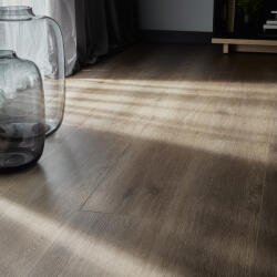VOX Parchet SPC cu izolatie VOX Rigio rezistent la apa, decor Stejar Herme - 2, 23 mp cutie (8 placi), 1220 229 6, 5 mm, clasa R9 (DF-6062601)