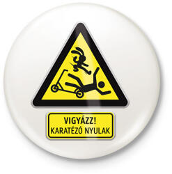printfashion Roller vs nyúl - Kitűző, hűtőmágnes - Fehér (18375968)