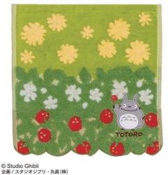 Semic Mini Towel Totoro Flowers & Stawberries 25x25 cm - My Neighbor Totoro (4992272546361) Figurina