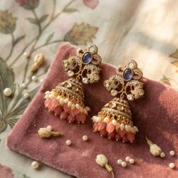  House of Posh Jhumka Fülbevaló Mancs Aranyozott Kundan Gyöngyökkel