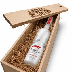 BELVEDERE Pachet Cadou Cutie Lemn Personalizata Vodca Belvedere Limited Edition Formula 1, 40%, 0.7L