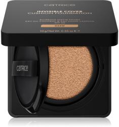 Catrice Invisible Cover Cushion Foundation mattító make-up szivaccsal SPF 30 árnyalat 033W 10 g