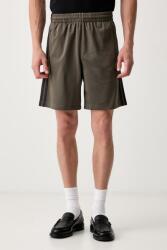 adidas Originals pantaloni scurți de trening pentru bărbați Firebird 9BY2-SZMZTM_78X (KS7512)