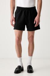 adidas Originals pantaloni scurți de trening pentru bărbați din bumbac Essentials 9BY2-SZMZTK_99X (KS9836)