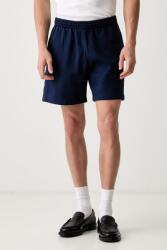 adidas Originals pantaloni scurți de trening pentru bărbați cu bumbac Essentials 9BY2-SZMZTJ_95X (KS9838)