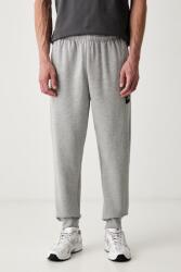 The North Face pantaloni de trening pentru bărbați cu bumbac 9BY2-SPMZIO_09X (NF0A8JB0CQO1)