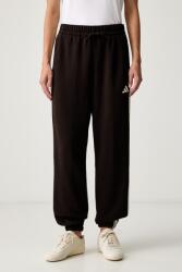 adidas pantaloni de trening pentru femei cu bumbac Essentials 9BY2-SPDZS9_89X (KX0789)
