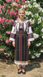 Ie traditionala Costum popular format din catrinta , brau si ie - Sandica 2 - ietraditionala - 459,00 RON