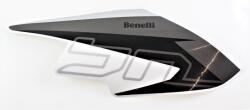 Benelli jobb oldali matrica 05532N22GT05 Benelli Váz, idomok és járműkiegészítők Matricák és járműdekoráció Egyéb matricák és dekorációs elemek
