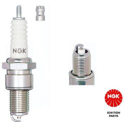 NGK BP7ES (kód: 2412) YBX gyújtógyertya NGK Elektromos alkatrészek Gyújtásrendszer Gyújtógyertyák és gyújtótrafók Gyújtógyertyák