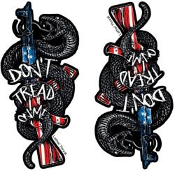 Lethal Threat MINI Don't Tread On Me matrica (60x80 mm) LETHAL THREAT Váz, idomok és járműkiegészítők Matricák és járműdekoráció Egyéb matricák és dekorációs elemek