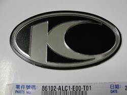 Kymco K-Logo matrica 50 mm 86102-ALC1-E00-T01 Kymco Váz, idomok és járműkiegészítők Matricák és járműdekoráció Egyéb matricák és dekorációs elemek