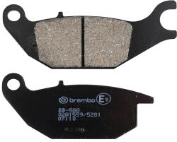BREMBO 07110CC Bal hátsó fékbetét Yamaha 125 Tricity 2014-2019 (szén-kerámia, robogóhoz) BREMBO Fékrendszer és alkatrészei Fékbetétek, fékpofák és féktárcsák Tárcsafékbetétek