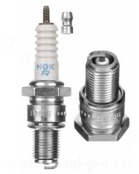 NGK BR6ES (4922) gyújtógyertya NGK Elektromos alkatrészek Gyújtásrendszer Gyújtógyertyák és gyújtótrafók Gyújtógyertyák - motomotors - 3 960 Ft