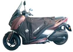 Tucano Urbano lábtakaró Yamaha 125 XMAX 2017+, 250 XMAX 2017, 400 XMAX 2017+, MBK 125 Skycruiser 2017+, 250 Skycruiser 2017+ (R190PRO, Termoscud, S. G. A. S. Anti-flap rendszer) TUCANO URBANO Váz, idomok és járműki