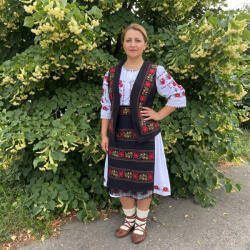 Ie traditionala Set traditional dama format din 5 piese - Robertina