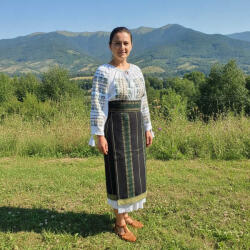 Ie traditionala Costum popular format din catrinta , brau si ie - Bianca - ietraditionala - 429,00 RON