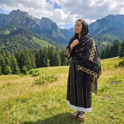 Ie Traditionala Marama traditionala Maria 3