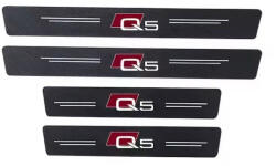 AutoHelix MSA Set 4 bucati pentru Audi Q5 Autocolante din fibra de carbon anti-zgarieturi Protector pentru pragurile usilor auto (maf1771)