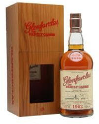 Glenfarclas Family Cask 1962 51 éves A14 Cask No. 4126 4th fill Hogshead 40, 9%